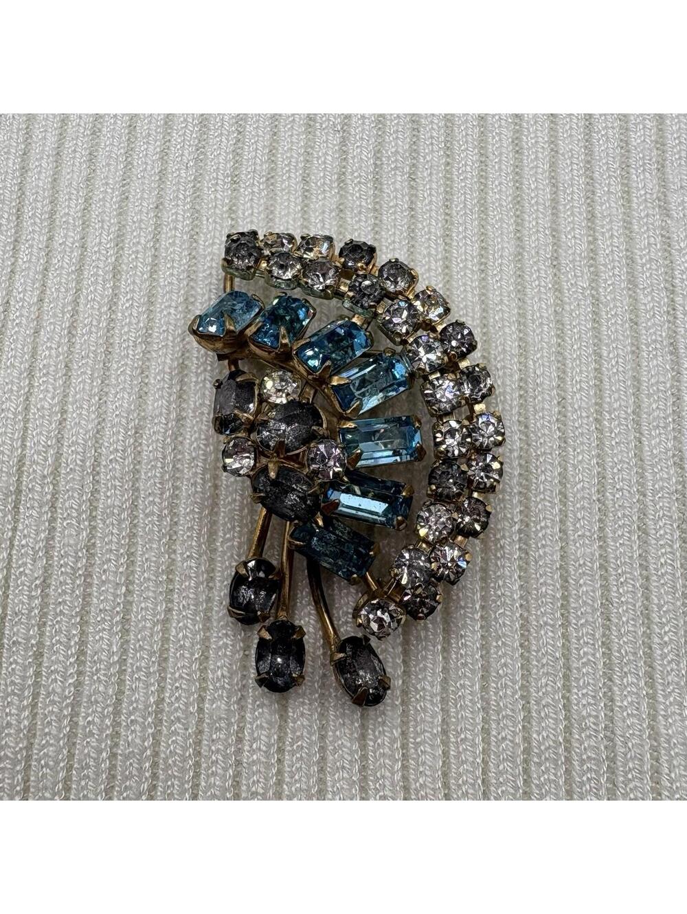 Vintage Antoinette 1/20 12K Gold Filled Blue Rhinestone Brooch